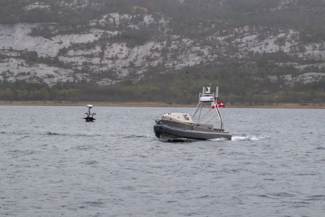 Unmanned vessel